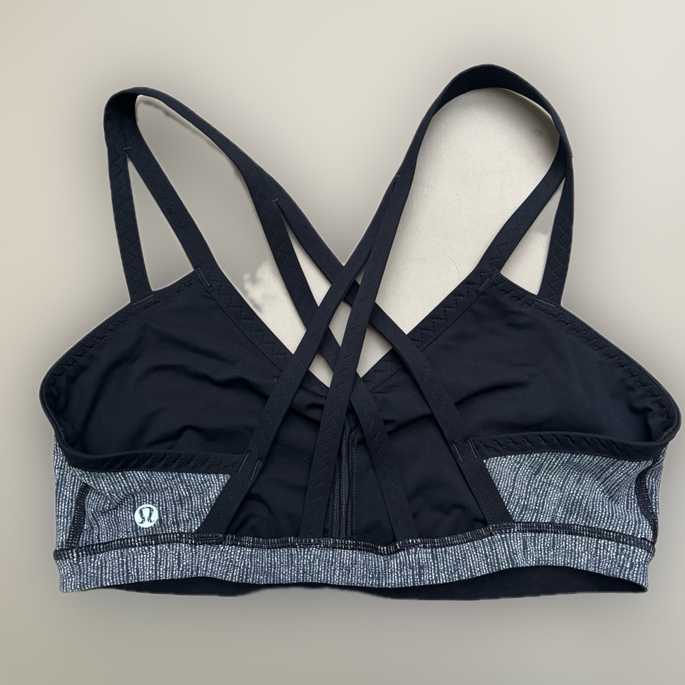 NWOT Lululemon Black and White Water Bound Bra Swim Run Activewear Size 10 - Picture 11 of 12